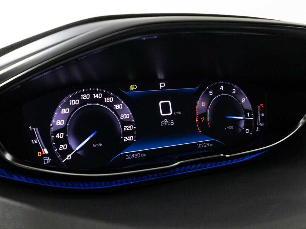 Peugeot 3008 с пробегом — 2021 год. Фото: #11