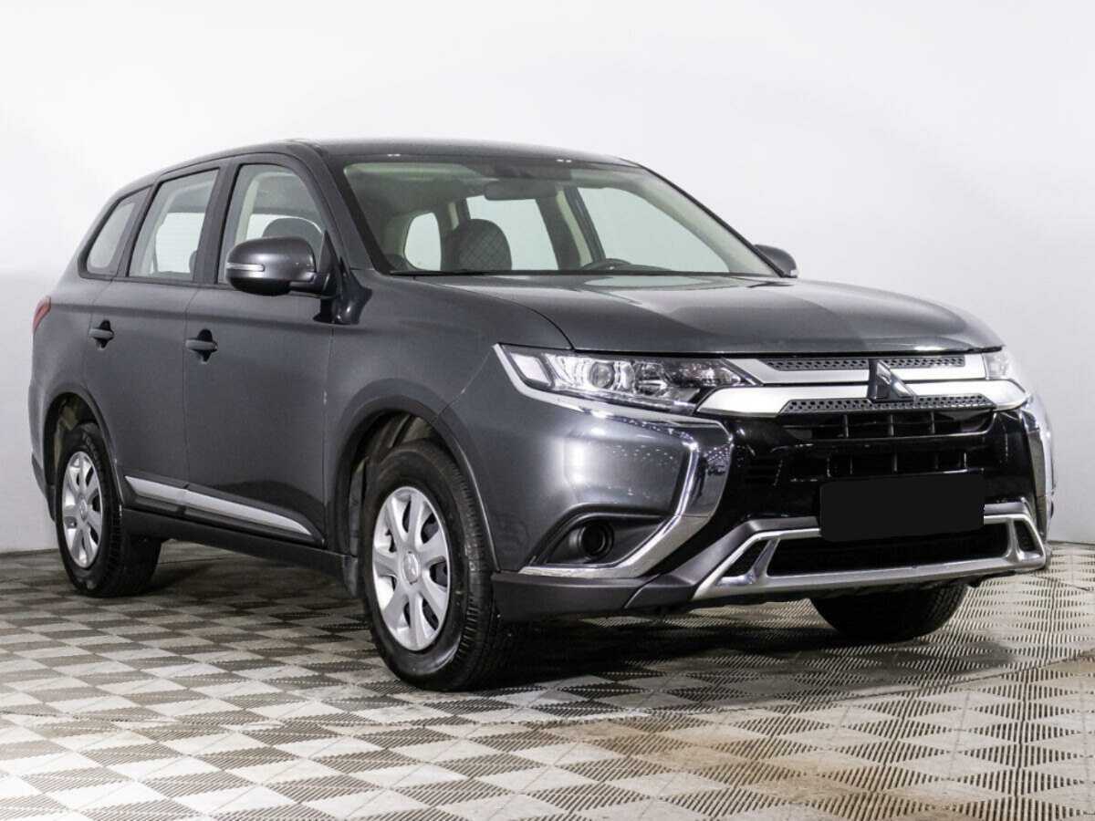 Mitsubishi Outlander с пробегом — 2021 год. Фото: #2