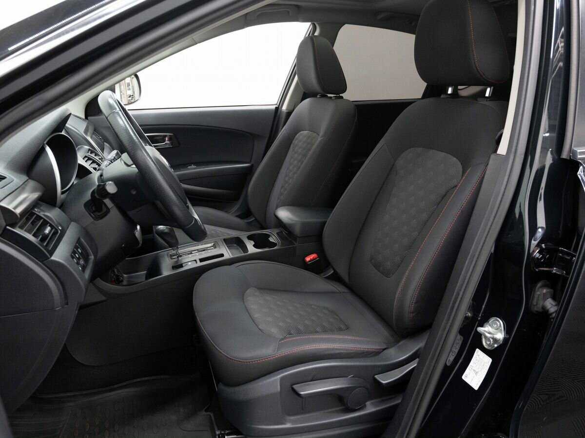 FAW Besturn X80 с пробегом — 2017 год. Фото: #8