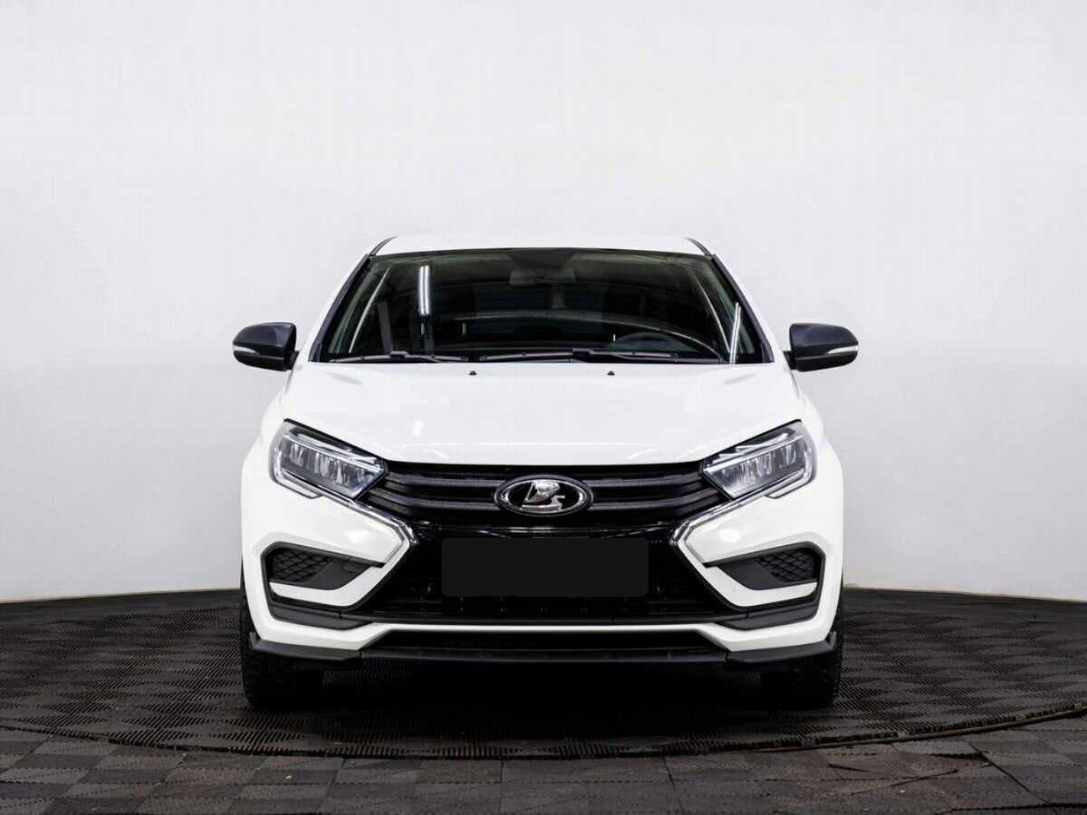 Lada (ВАЗ) Vesta с пробегом — 2023 год. Фото: #1