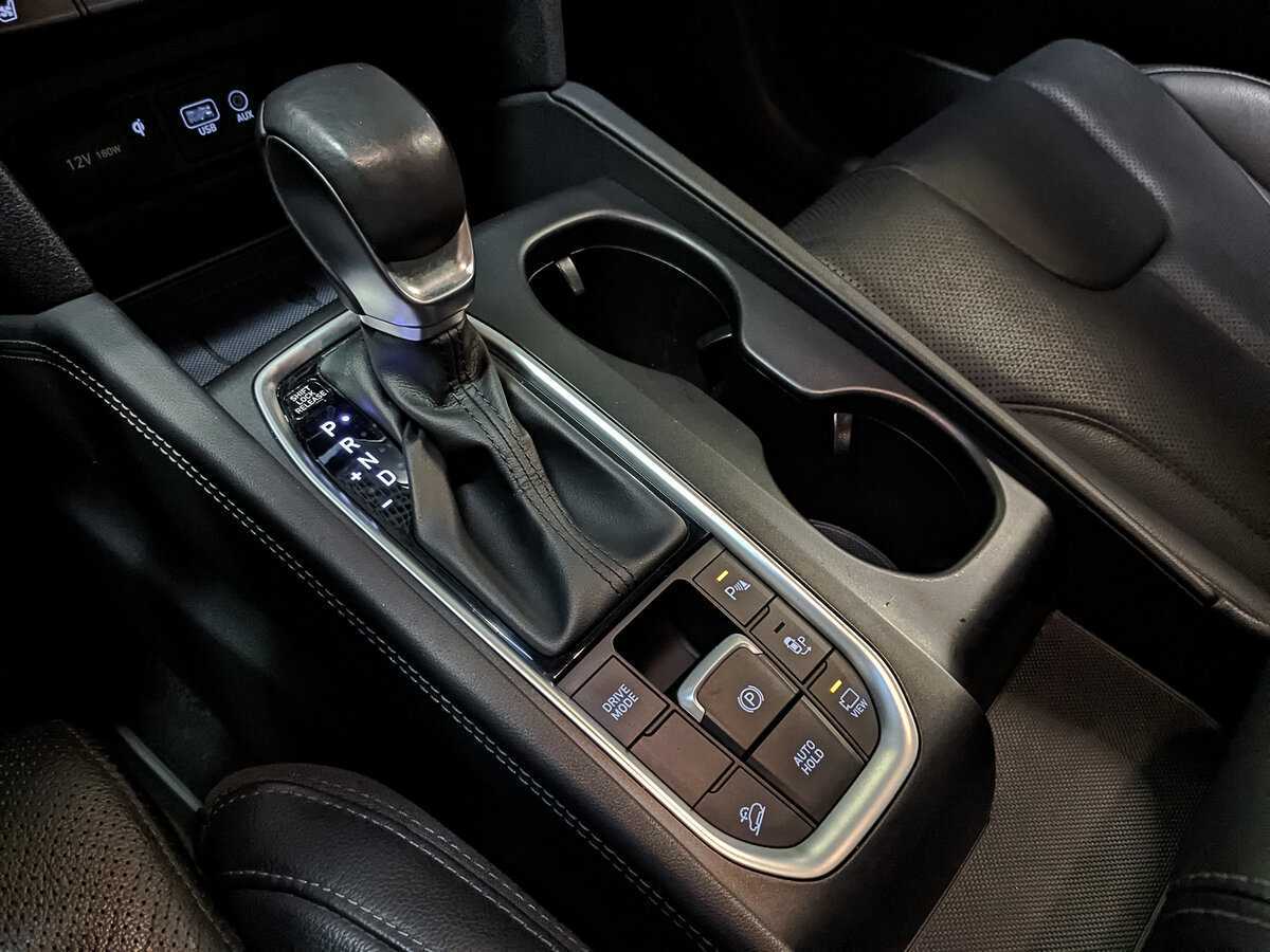 Hyundai Santa Fe с пробегом — 2018 год. Фото: #25