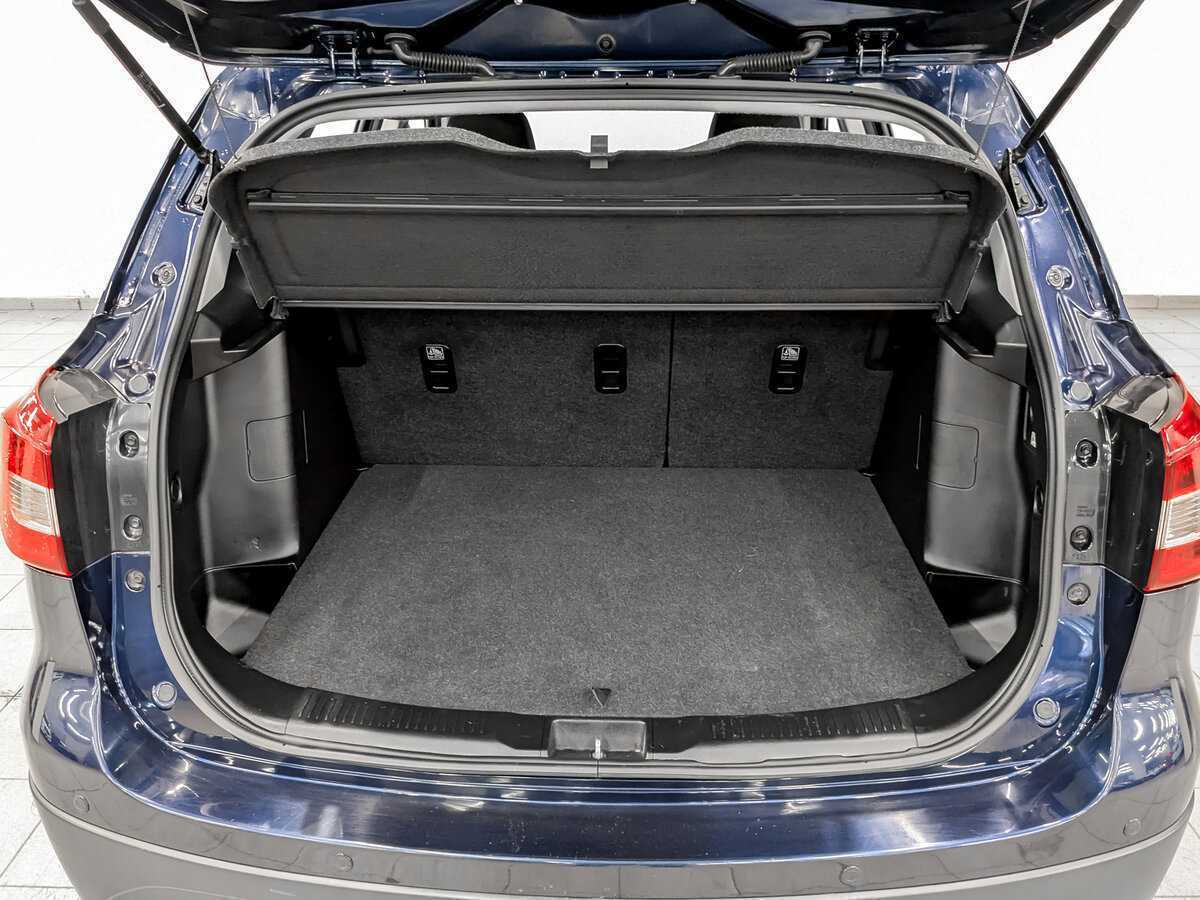 Suzuki SX4 с пробегом — 2017 год. Фото: #9