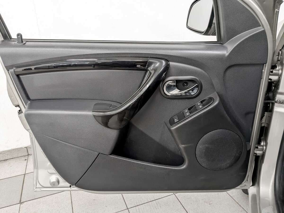 Lada (ВАЗ) Largus с пробегом — 2021 год. Фото: #17