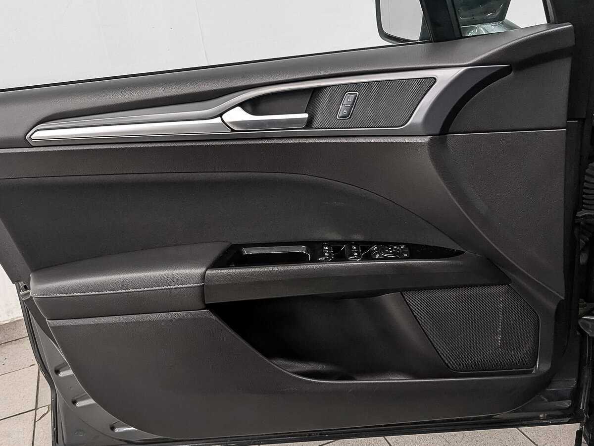 Ford Mondeo с пробегом — 2018 год. Фото: #18