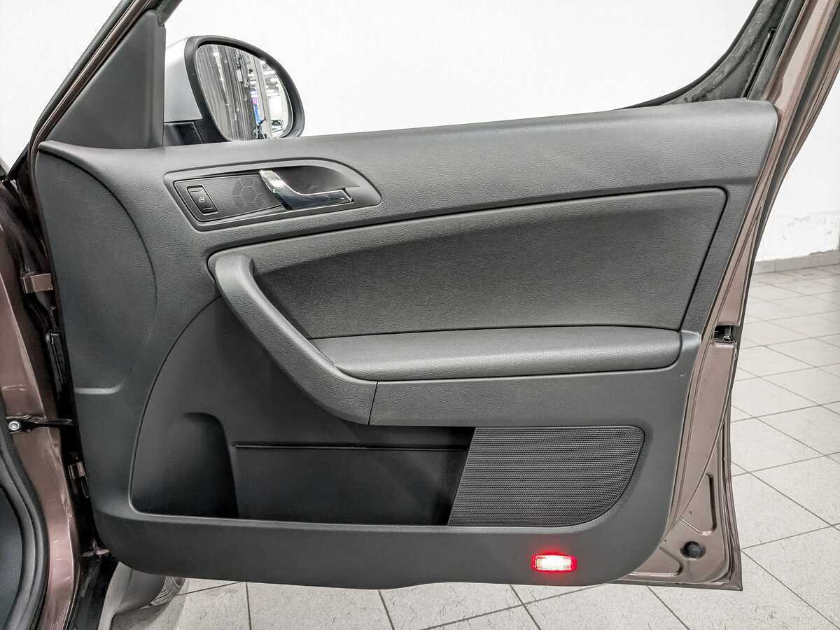 Skoda Yeti с пробегом — 2014 год. Фото: #22