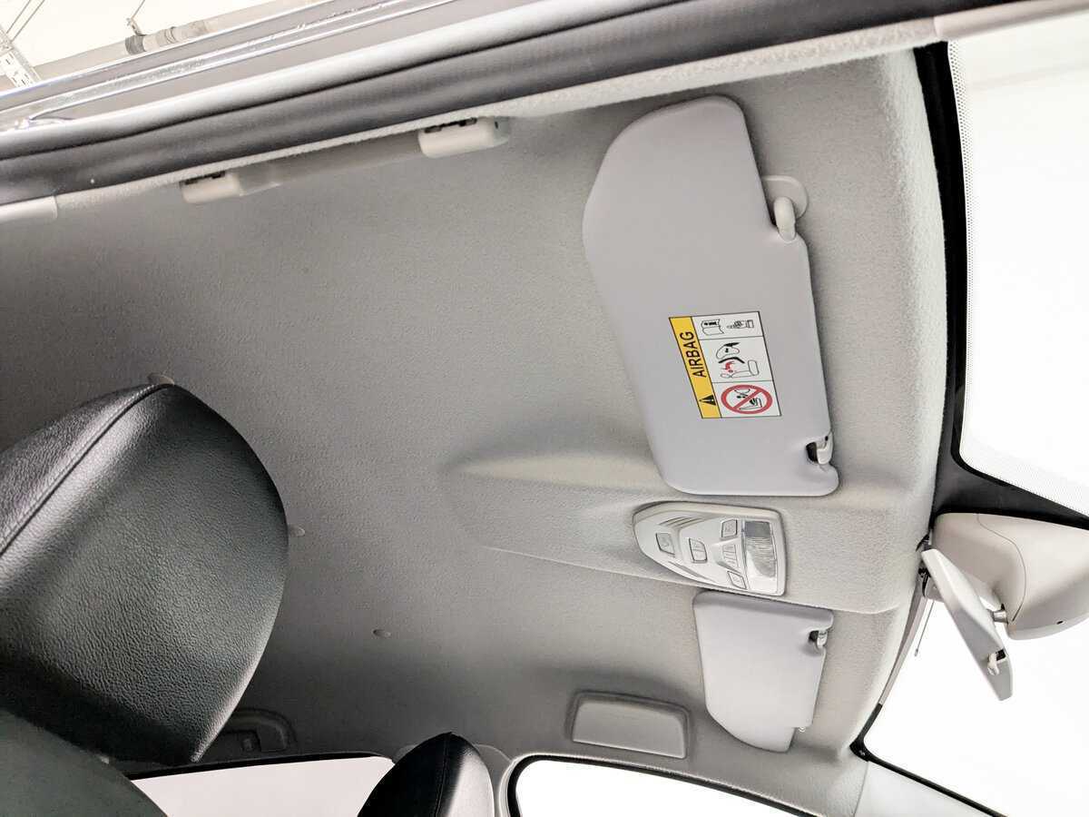 Lada (ВАЗ) Vesta с пробегом — 2019 год. Фото: #21