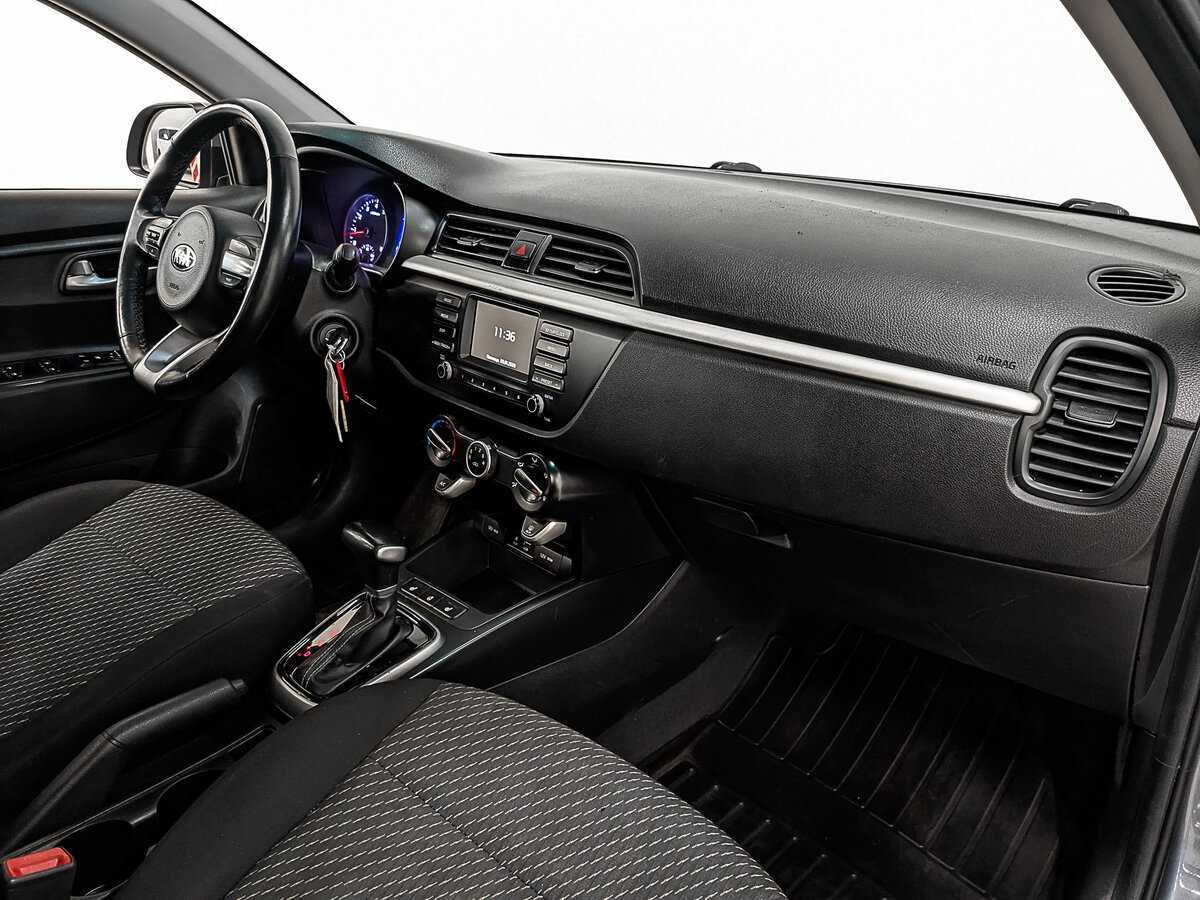Kia Rio с пробегом — 2020 год. Фото: #9
