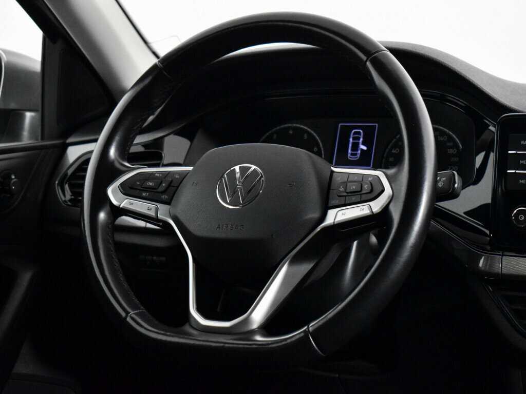 Volkswagen Polo с пробегом — 2020 год. Фото: #14