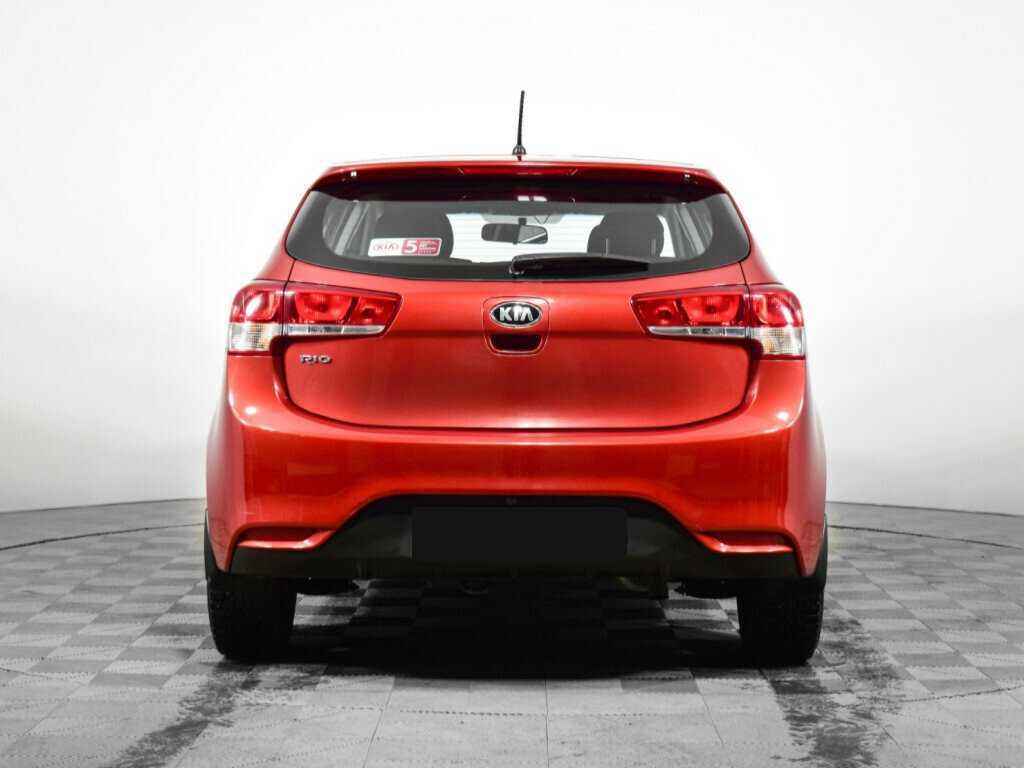 Kia Rio с пробегом — 2016 год. Фото: #5