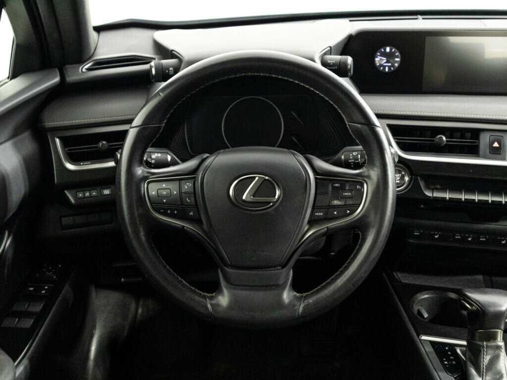 Lexus UX с пробегом — 2019 год. Фото: #18