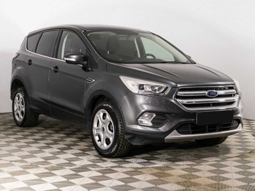 Ford Kuga с пробегом — 2018 год. Фото: #2