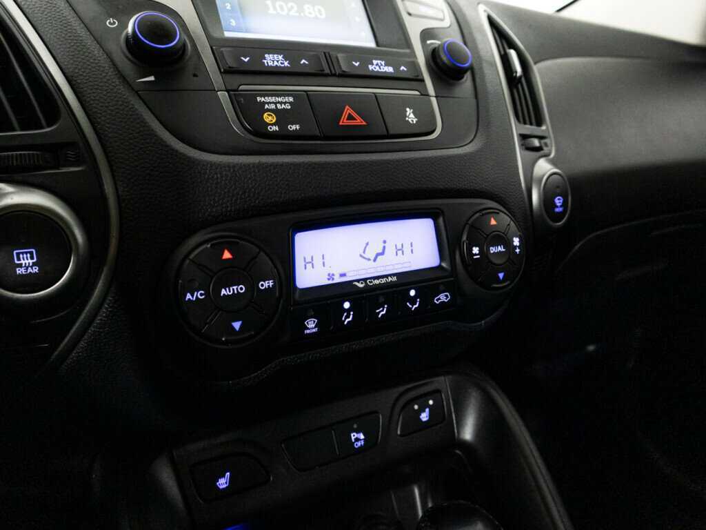 Hyundai ix35 с пробегом — 2015 год. Фото: #15