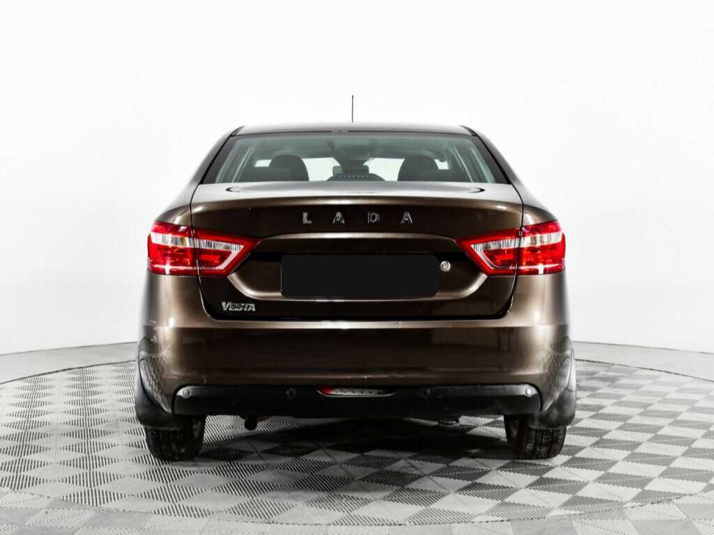 Lada (ВАЗ) Vesta с пробегом — 2016 год. Фото: #5