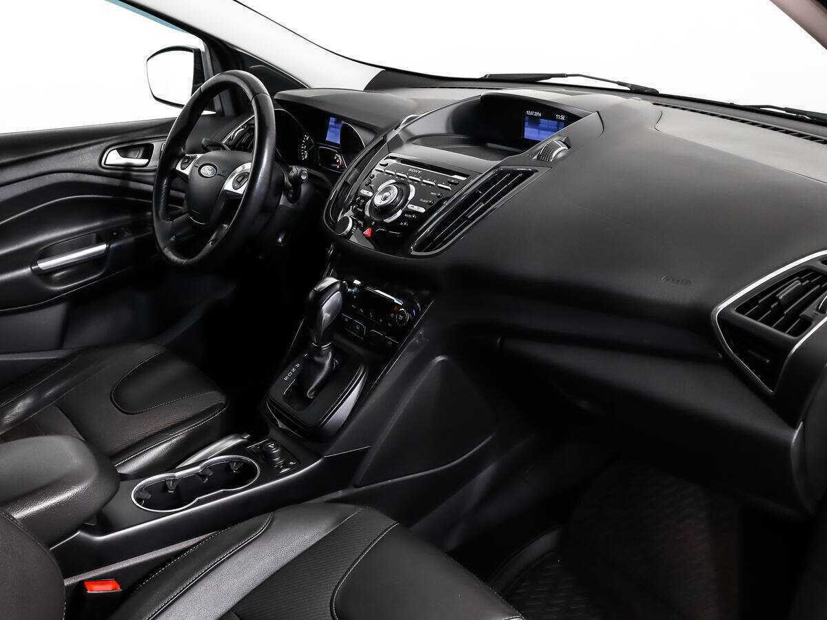 Ford Kuga с пробегом — 2014 год. Фото: #12