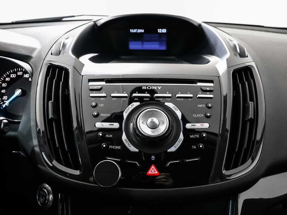 Ford Kuga с пробегом — 2014 год. Фото: #14