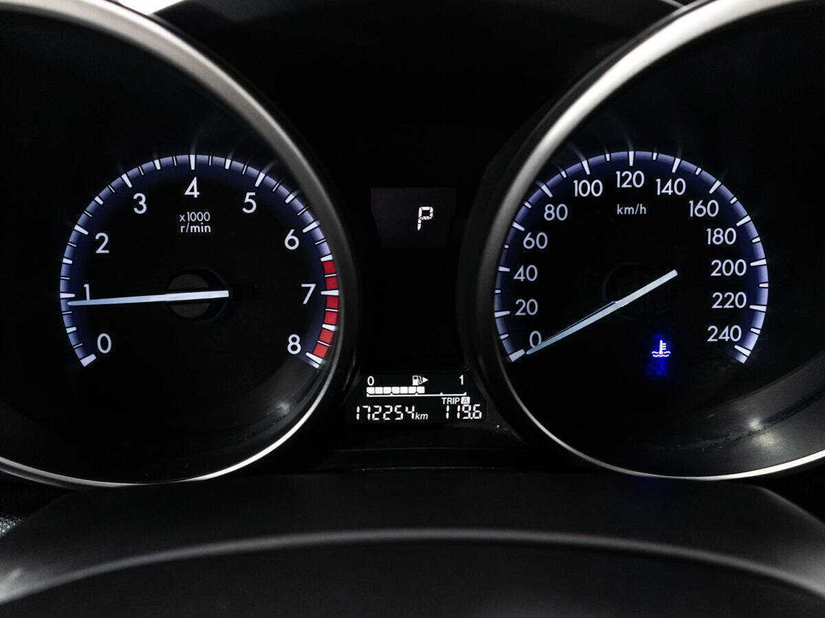 Mazda 3 с пробегом — 2012 год. Фото: #11