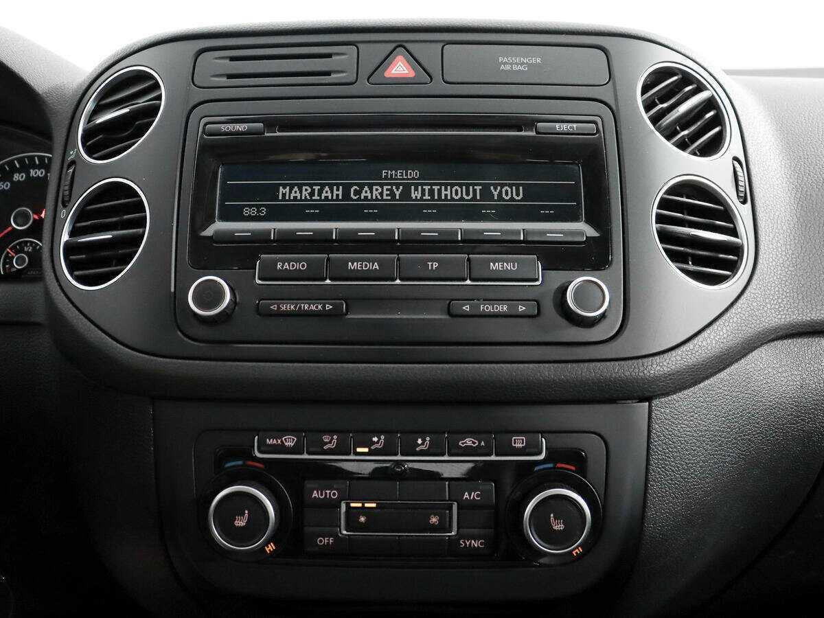 Volkswagen Golf Plus с пробегом — 2013 год. Фото: #11