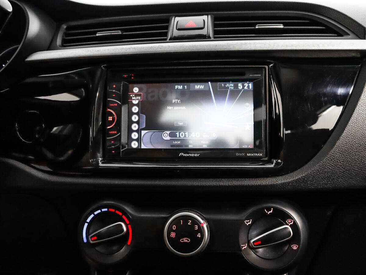 Kia Rio с пробегом — 2018 год. Фото: #12