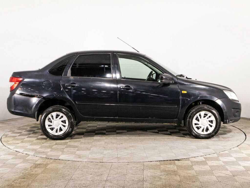 Lada (ВАЗ) Granta с пробегом — 2016 год. Фото: #3