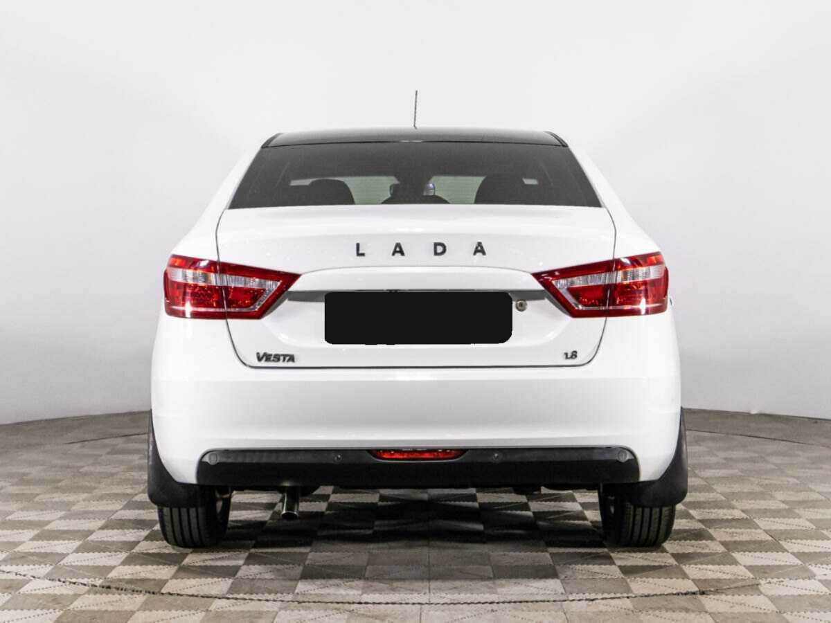 Lada (ВАЗ) Vesta с пробегом — 2017 год. Фото: #5