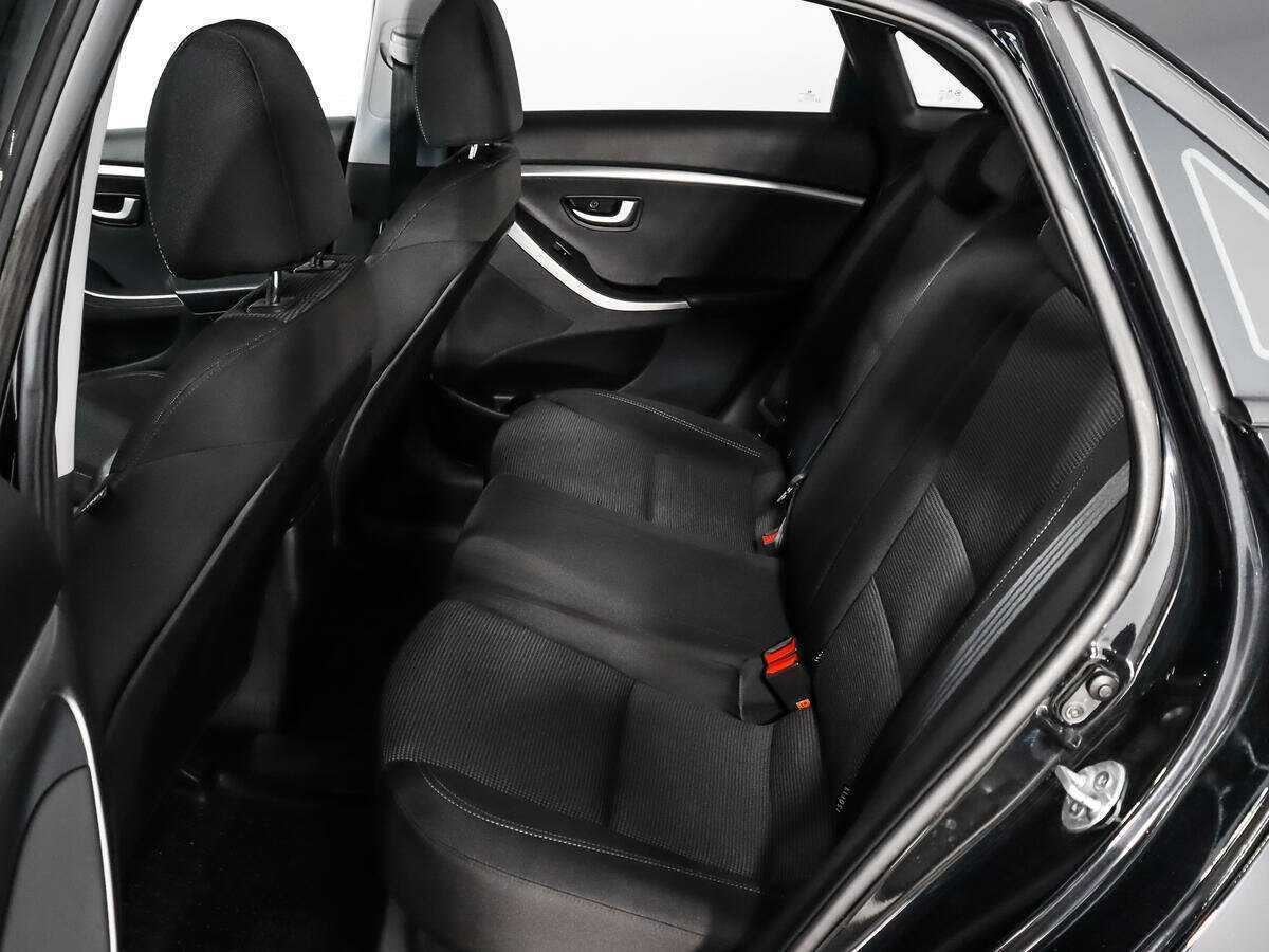 Hyundai i30 с пробегом — 2013 год. Фото: #9