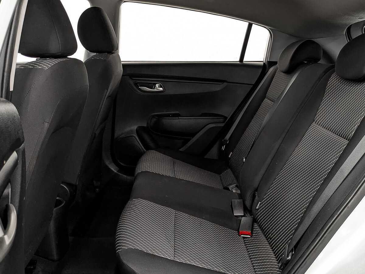 Kia Rio с пробегом — 2020 год. Фото: #17