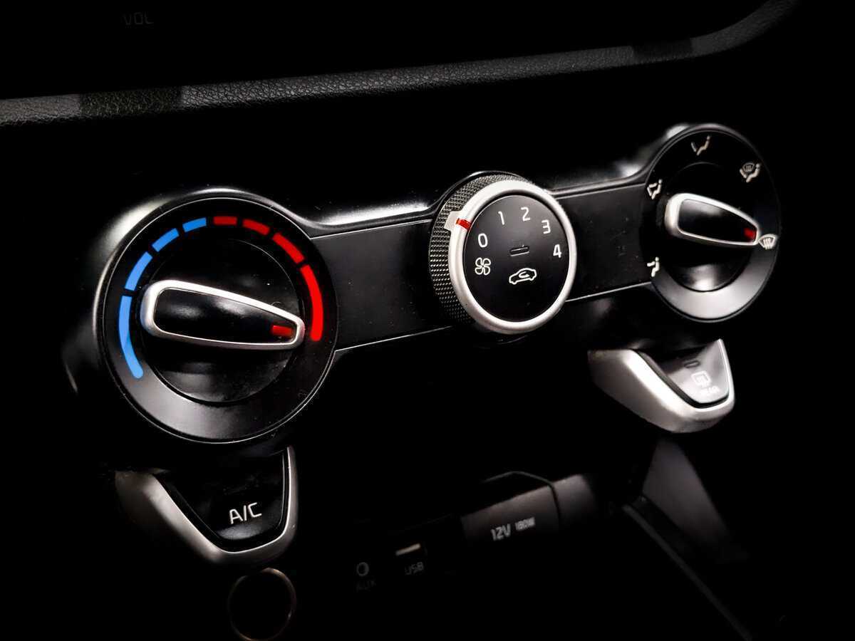 Kia Rio с пробегом — 2020 год. Фото: #24