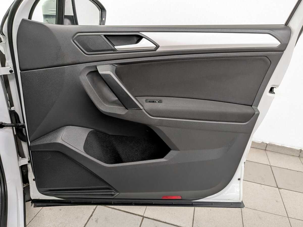 Volkswagen Tiguan с пробегом — 2021 год. Фото: #22