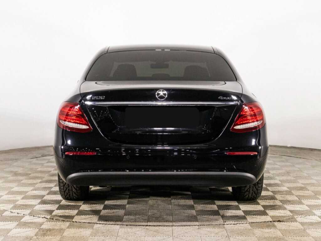 Mercedes-Benz E-Класс с пробегом — 2018 год. Фото: #5