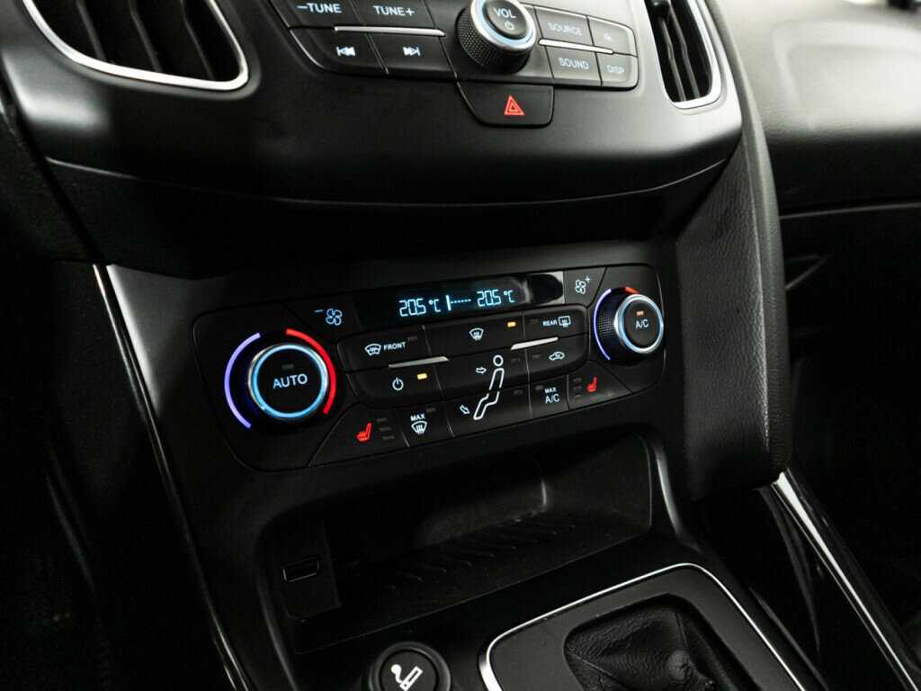 Ford Focus с пробегом — 2017 год. Фото: #17