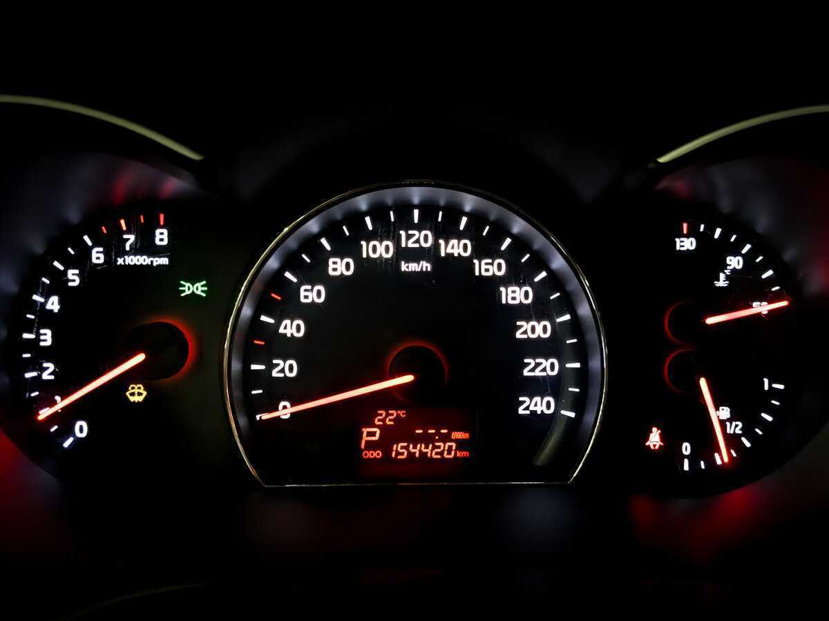 Kia Sorento с пробегом — 2017 год. Фото: #12