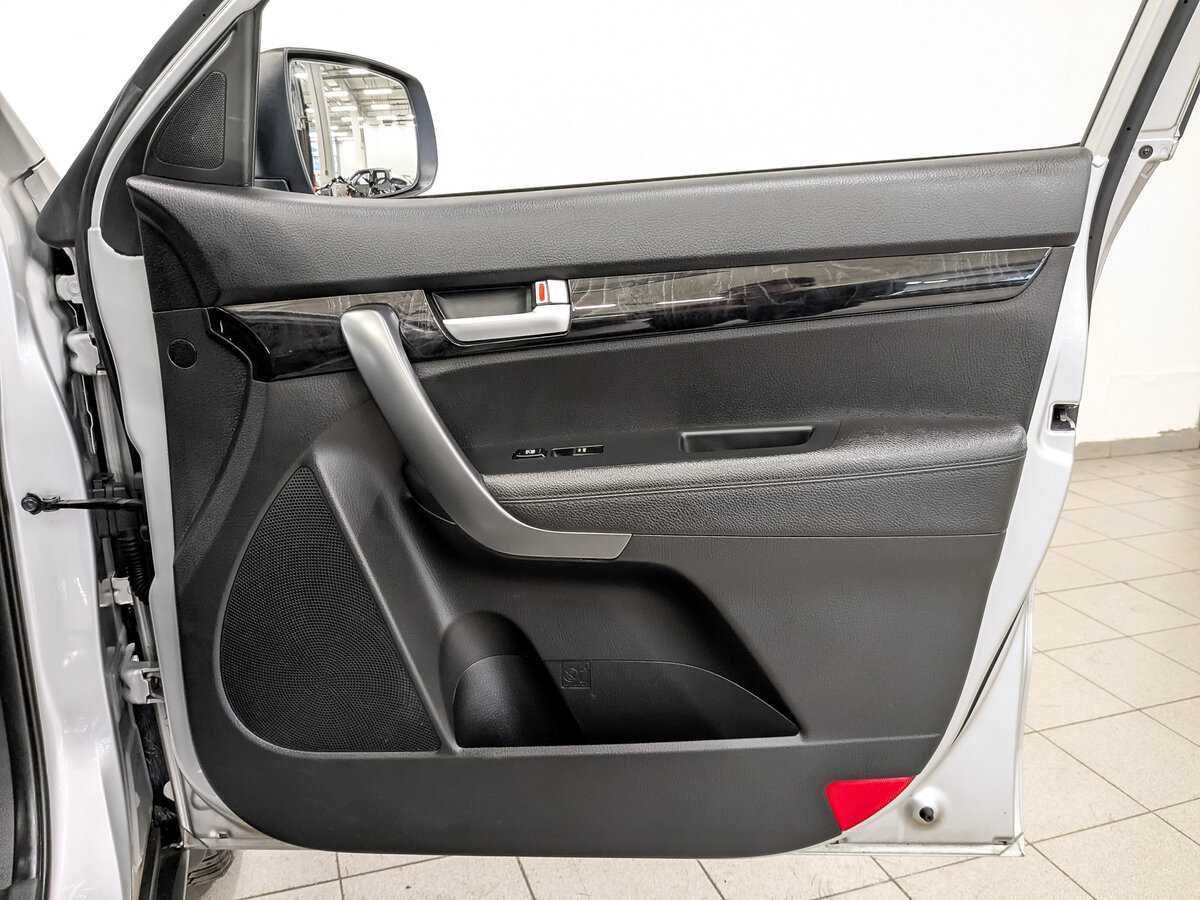 Kia Sorento с пробегом — 2017 год. Фото: #21