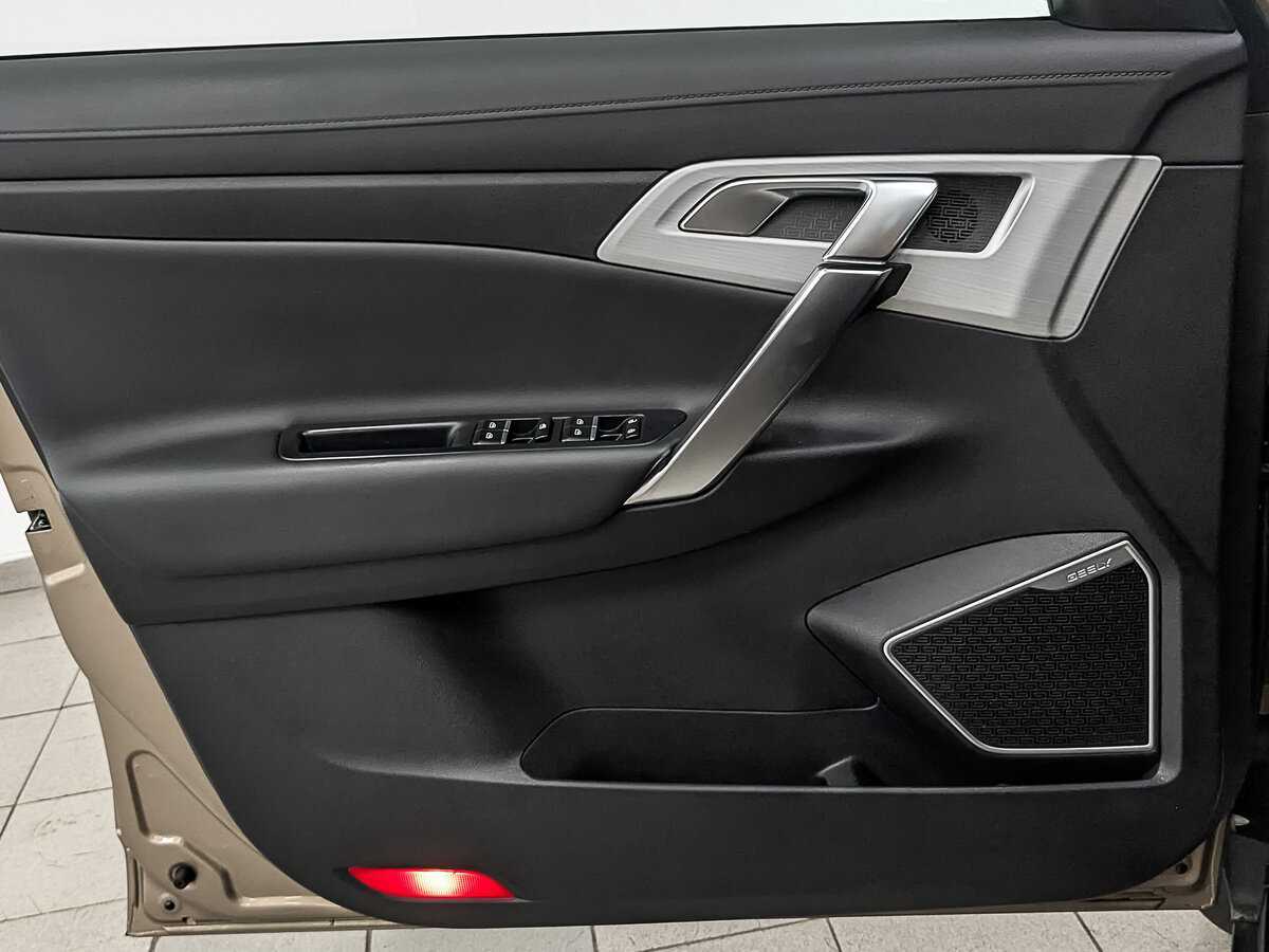 Geely Atlas с пробегом — 2019 год. Фото: #18