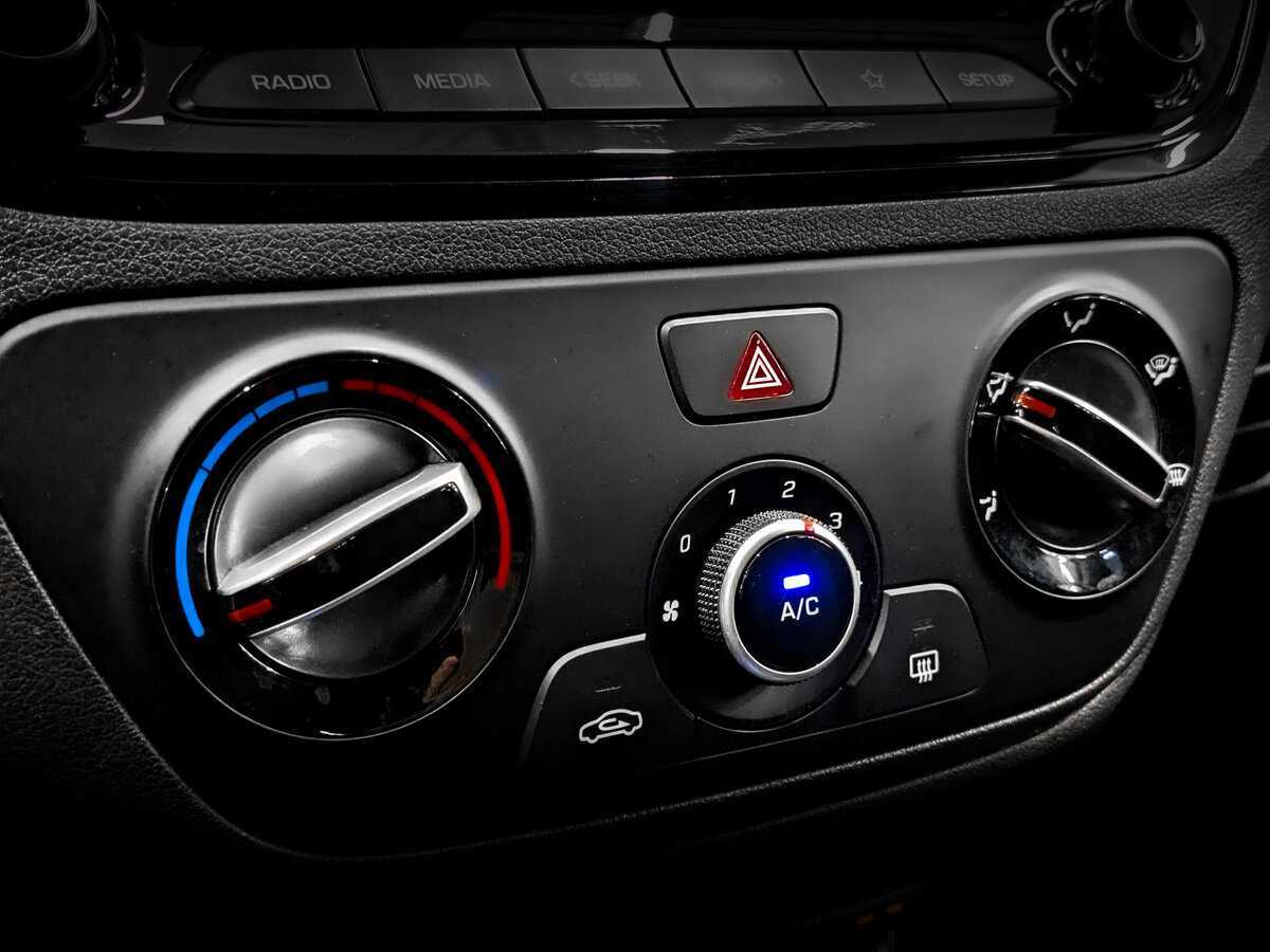 Hyundai Solaris с пробегом — 2020 год. Фото: #24