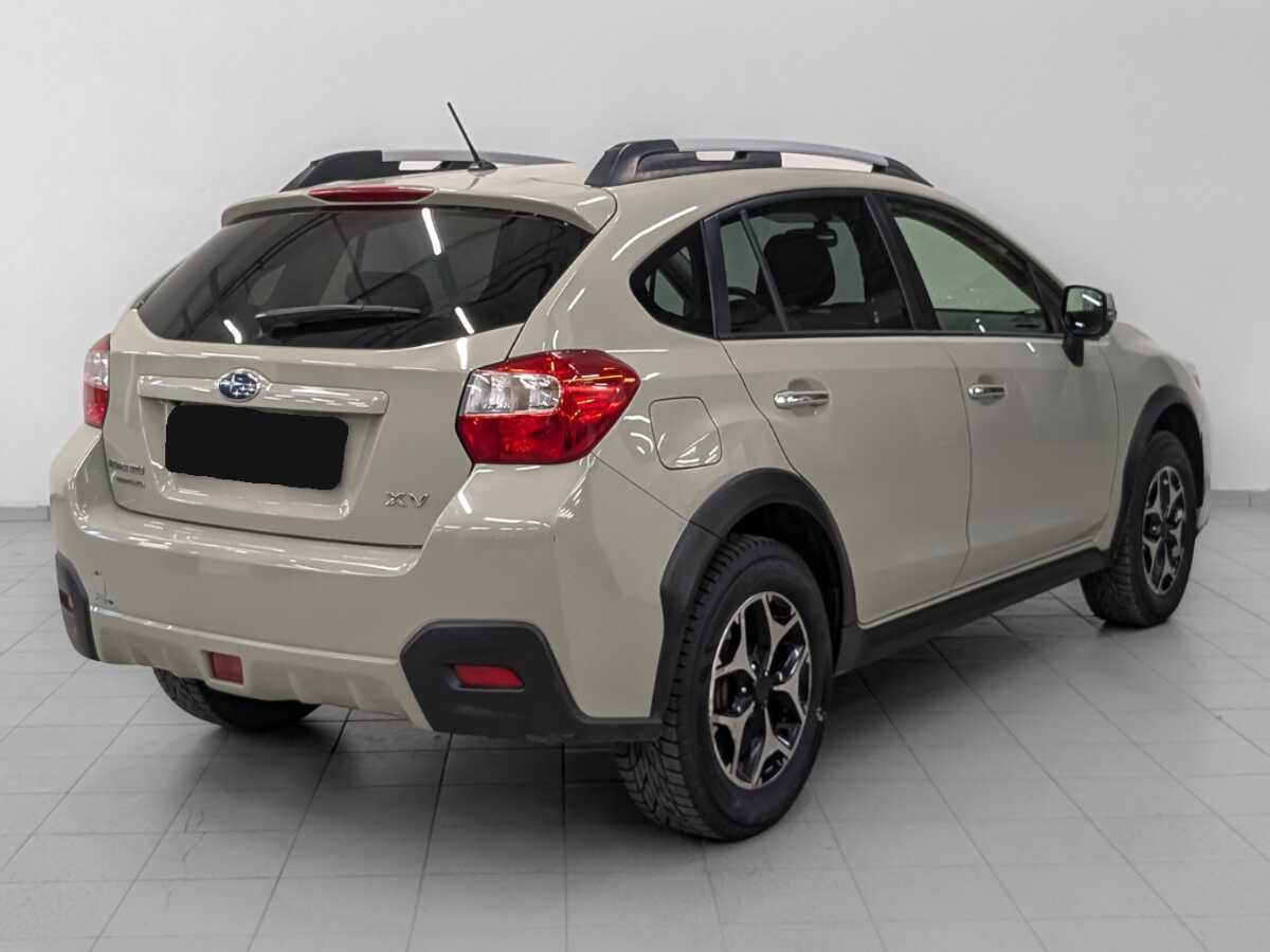 Subaru XV с пробегом — 2013 год. Фото: #4