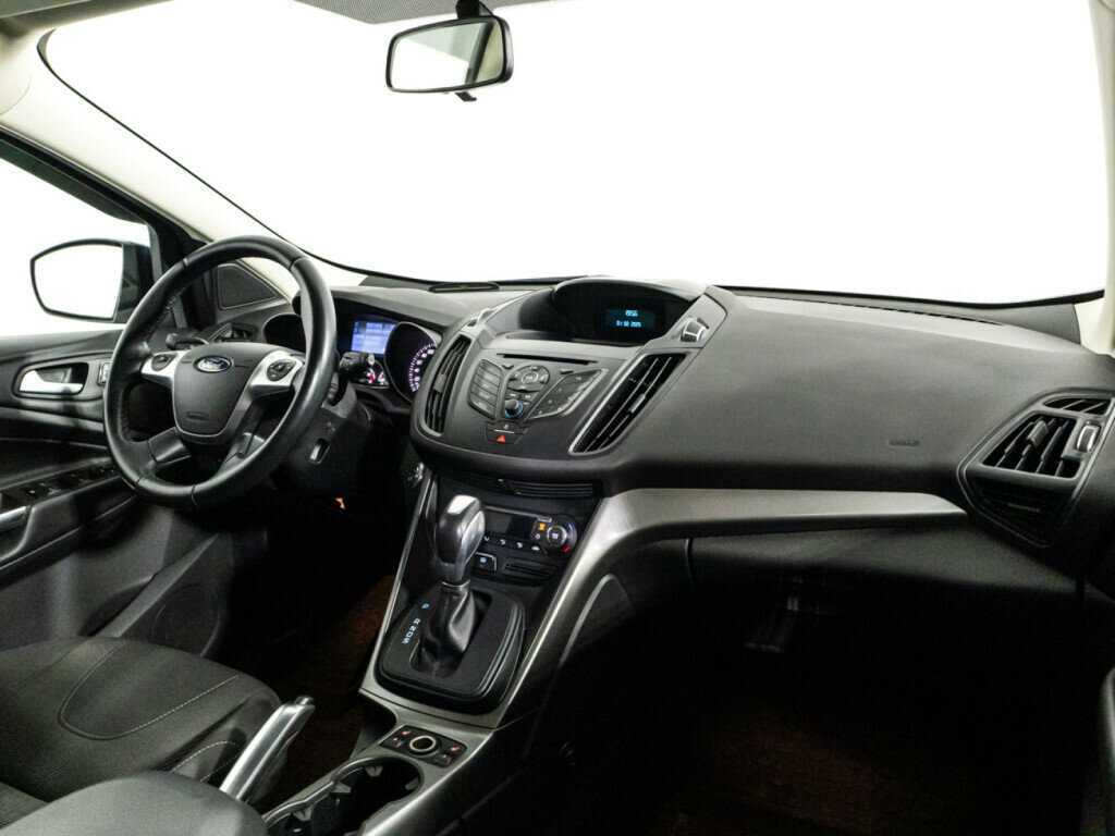 Ford Kuga с пробегом — 2016 год. Фото: #8