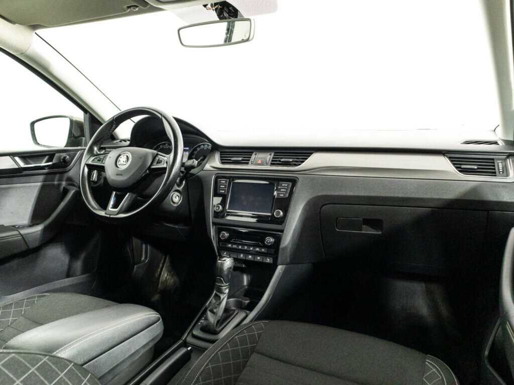 Skoda Rapid с пробегом — 2018 год. Фото: #8