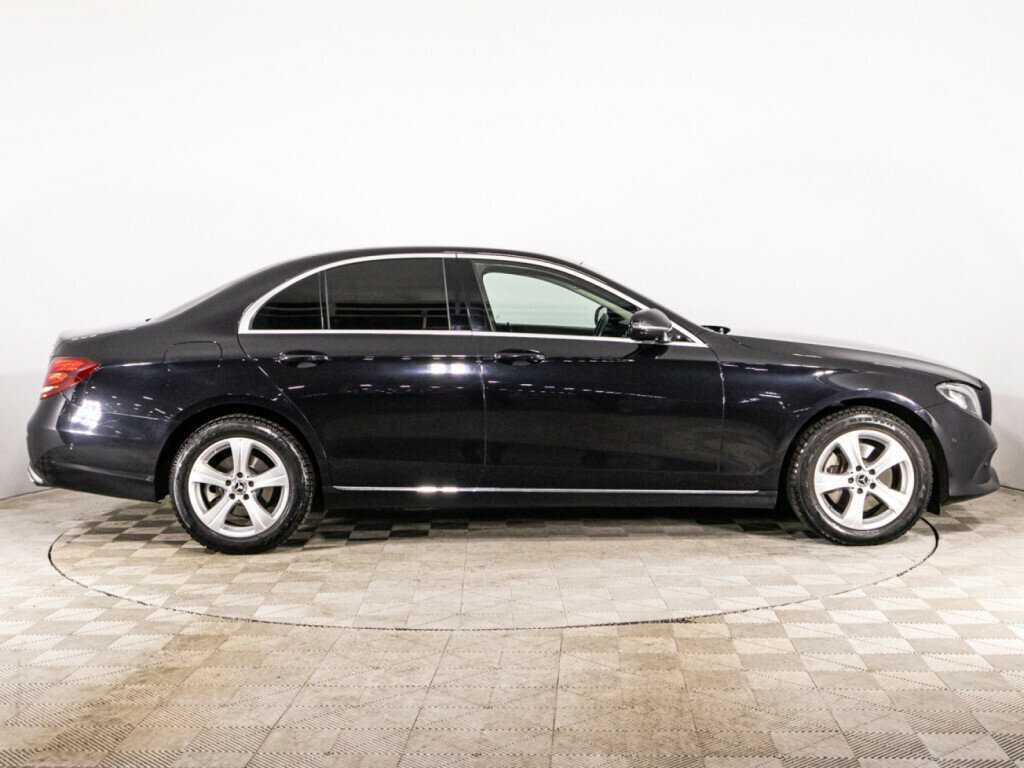 Mercedes-Benz E-Класс с пробегом — 2017 год. Фото: #3