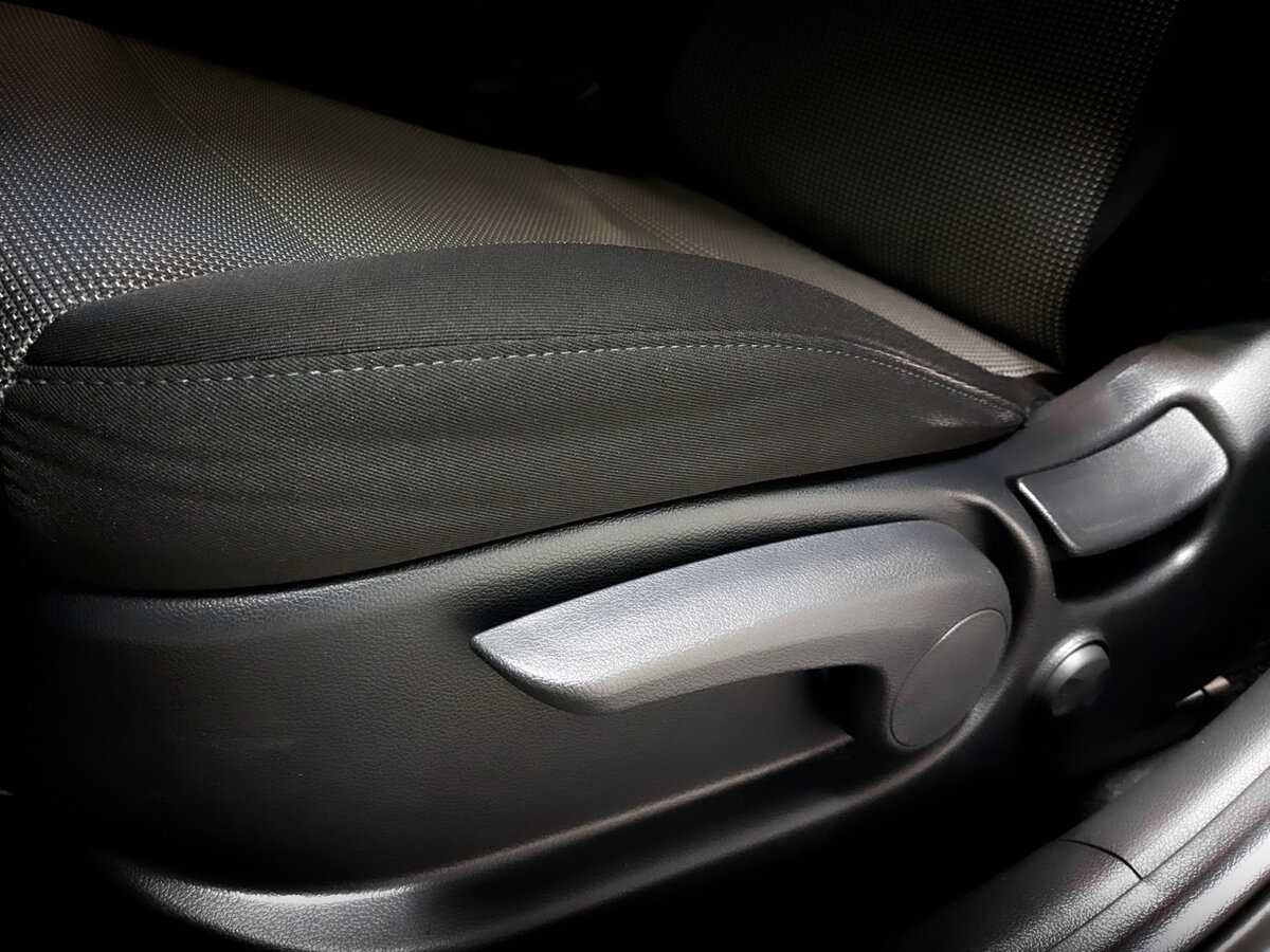 Hyundai Solaris с пробегом — 2021 год. Фото: #25