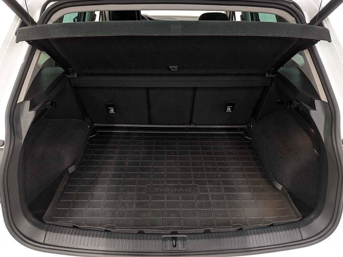 Volkswagen Tiguan с пробегом — 2020 год. Фото: #9