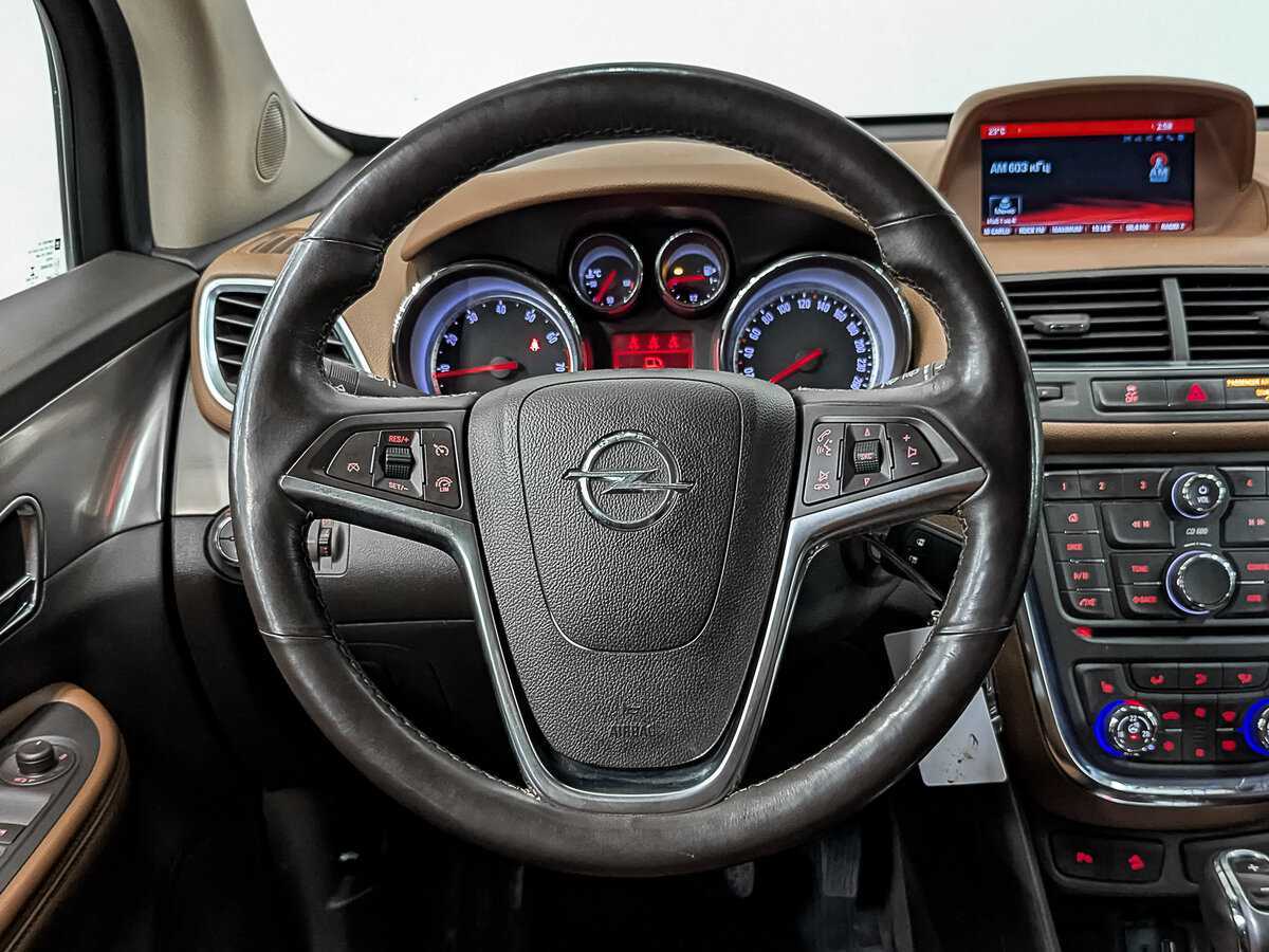 Opel Mokka с пробегом — 2014 год. Фото: #19