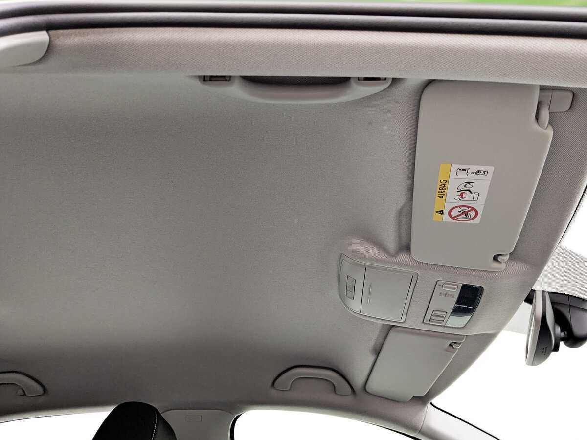 Skoda Rapid с пробегом — 2018 год. Фото: #19