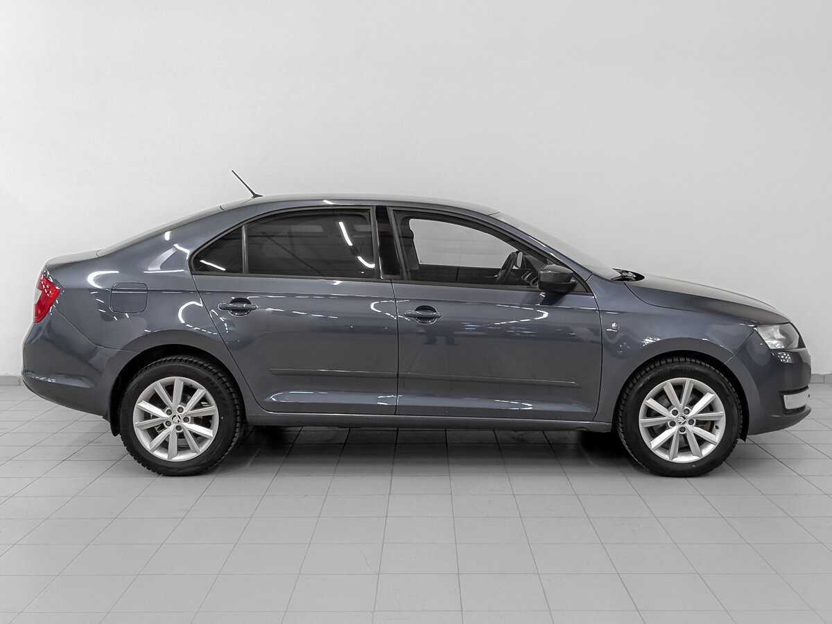 Skoda Rapid с пробегом — 2016 год. Фото: #3