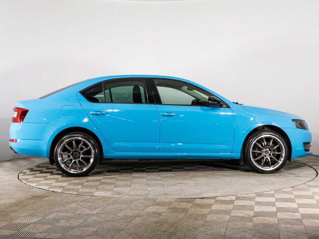 Skoda Octavia с пробегом — 2015 год. Фото: #3