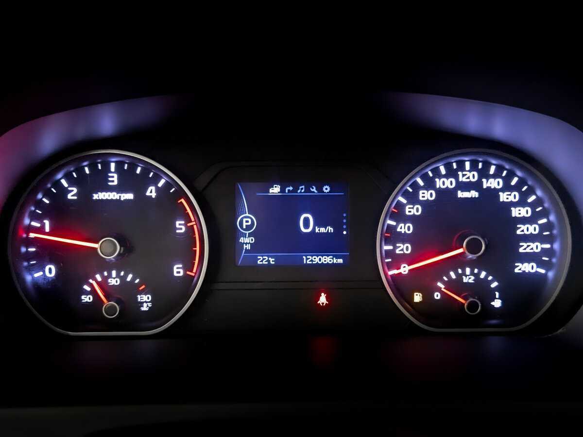 Kia Mohave с пробегом — 2017 год. Фото: #12