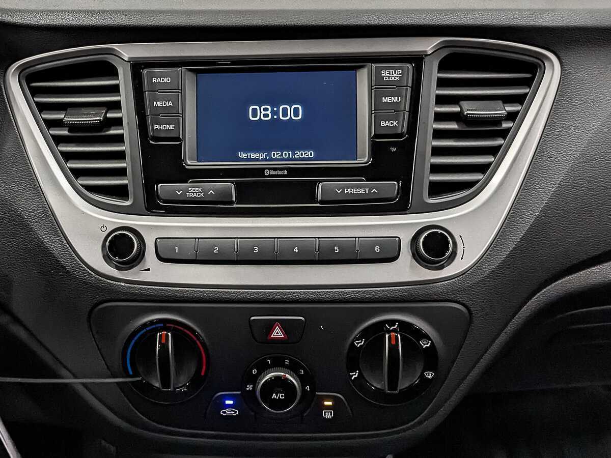 Hyundai Solaris с пробегом — 2017 год. Фото: #14