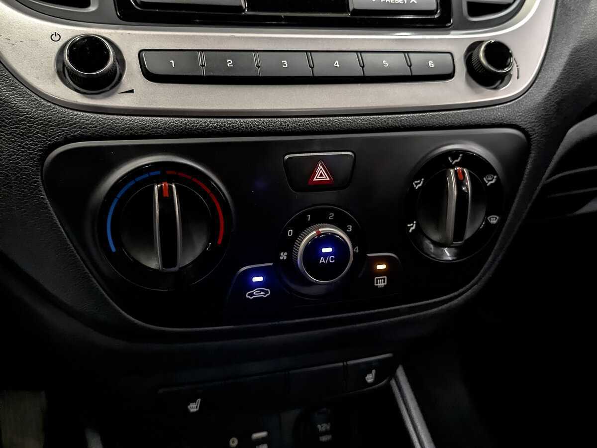 Hyundai Solaris с пробегом — 2018 год. Фото: #20