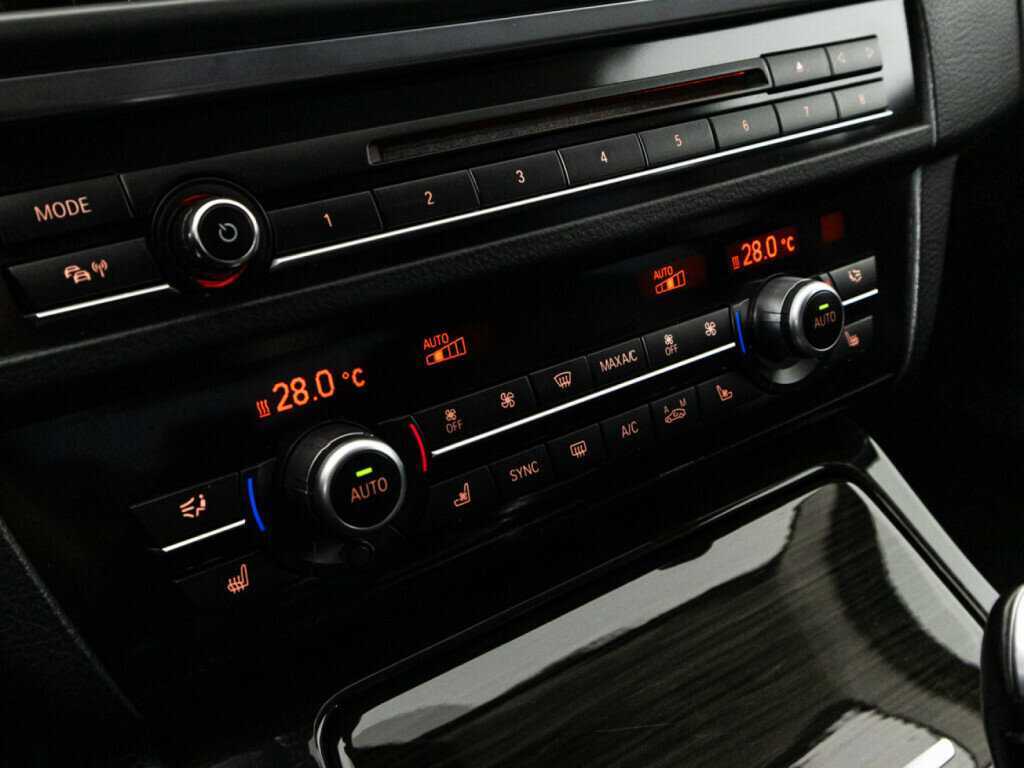 BMW 5 серии с пробегом — 2016 год. Фото: #23