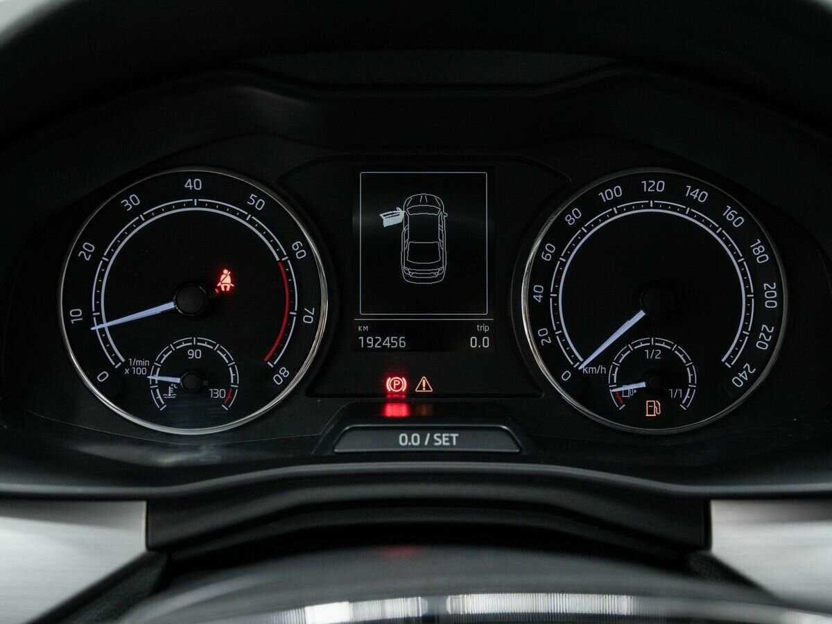 Skoda Rapid с пробегом — 2020 год. Фото: #20