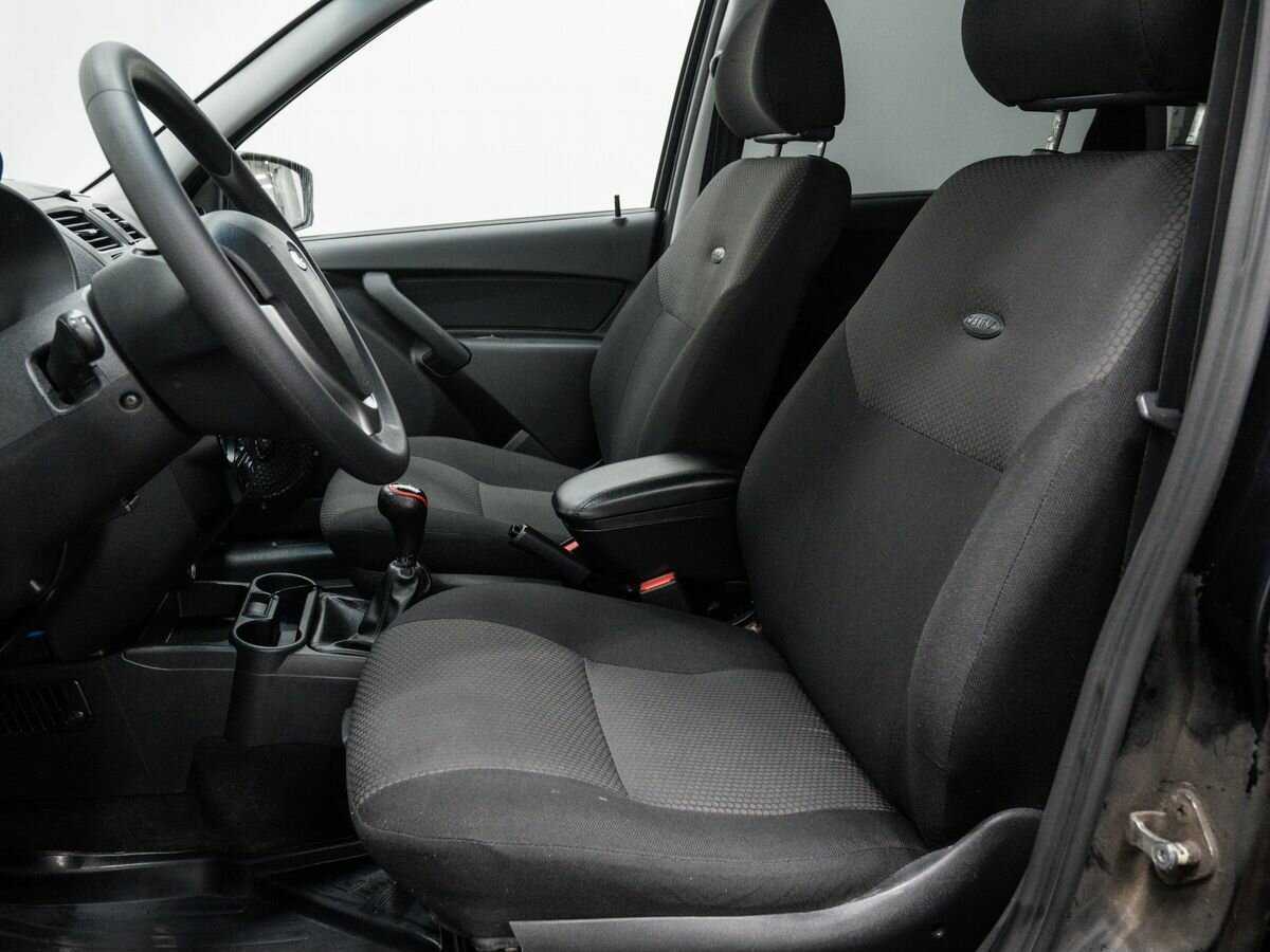 Lada (ВАЗ) Kalina с пробегом — 2013 год. Фото: #13